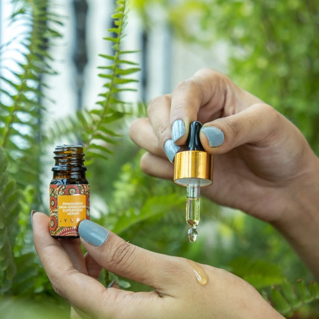 Mini Prinourish Skin-Enriching Superfood Serum - With 4 Nutritional Oils, 4 Herbs, 4 Spices, 3 Fruits and 2 Essential Oils - Image 4