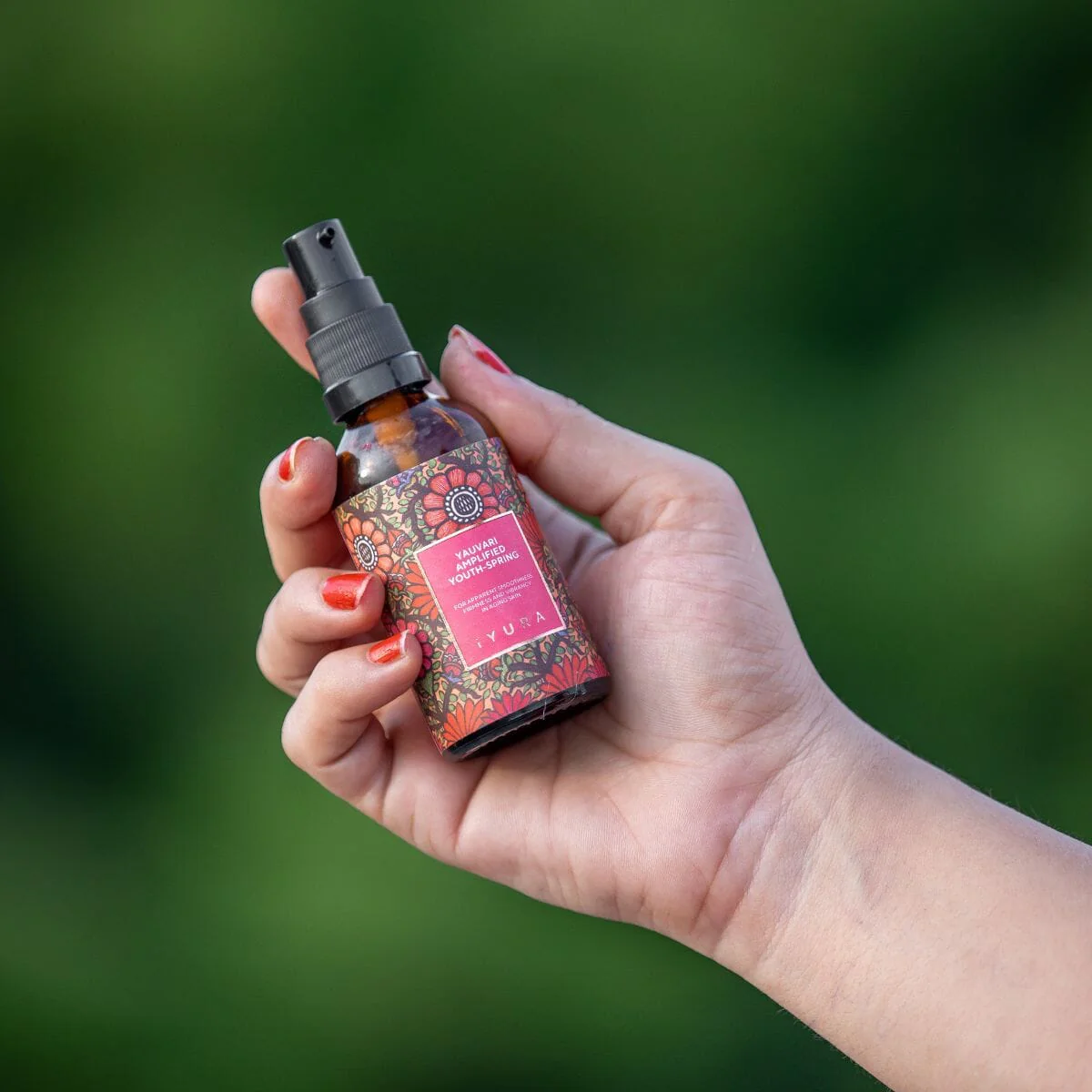 Yauvari Amplified Youth Spring - Post-Menopausal Care for Saggy Jowls and Neck Skin - Image 6